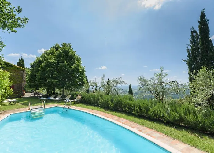 Le Volpaie 6&1, Emma Villa